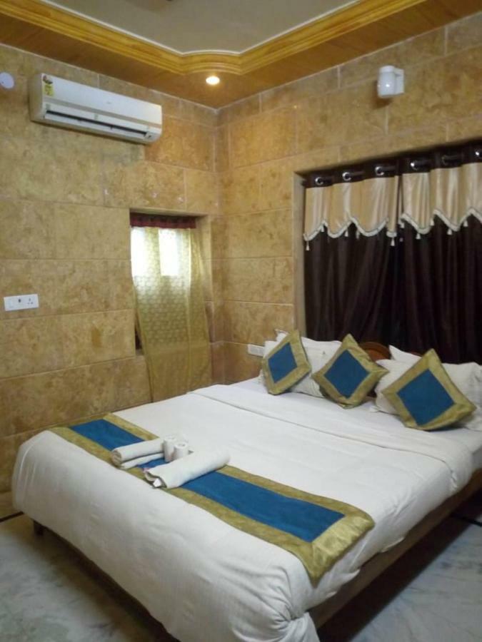 Hotel Kavi Palace Dzsaiszalmer Kültér fotó